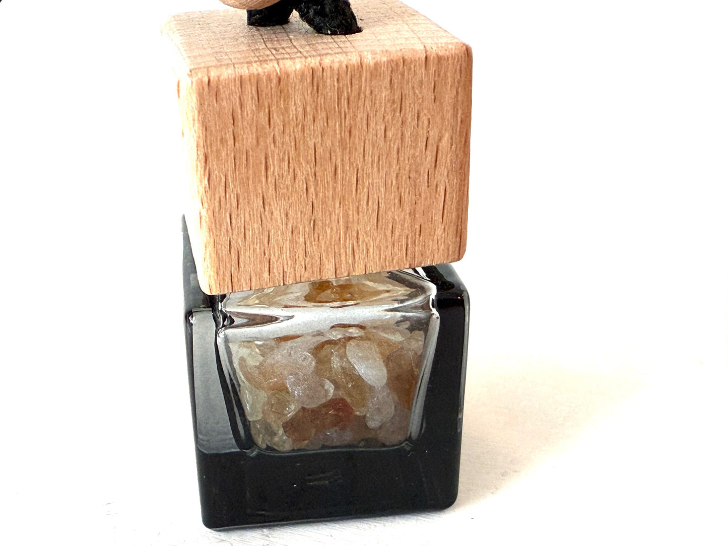 Crystal Filled Transparent Black Car Diffuser