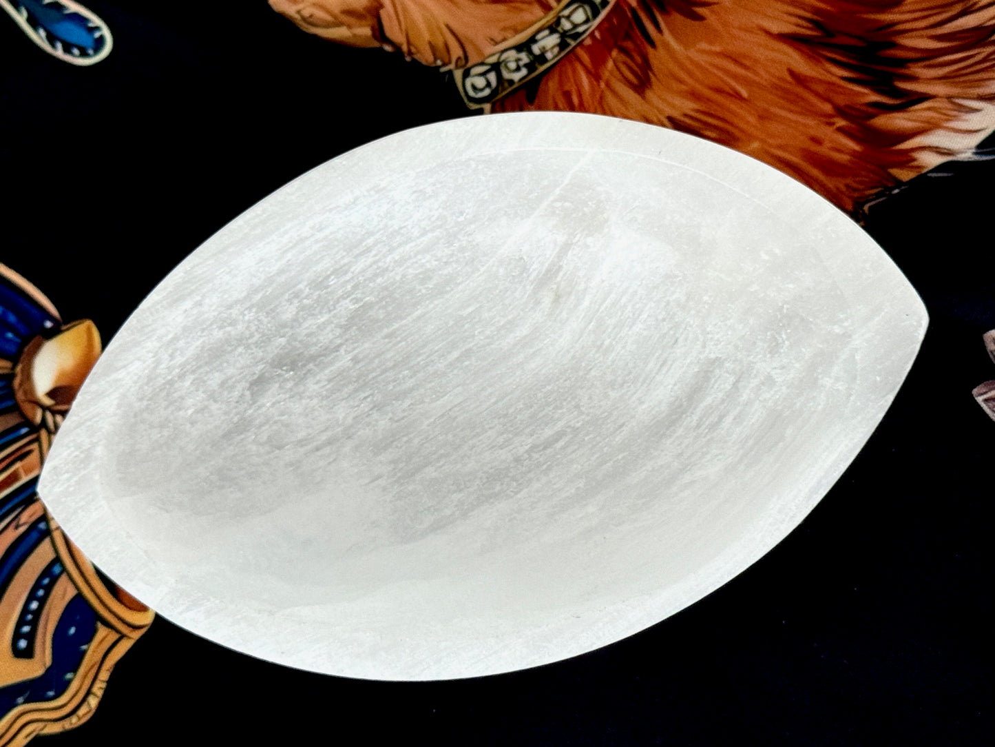 Oval Selenite Charging Bowl – 4" Almond-Shaped Crystal Cleansing Dish