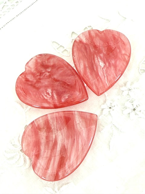 Cherry Quartz Large Heart‑Shaped Worry Stone — Comfort, Courage & Emotional Renewal