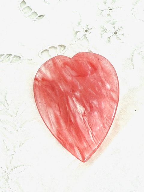 Cherry Quartz Large Heart‑Shaped Worry Stone — Comfort, Courage & Emotional Renewal