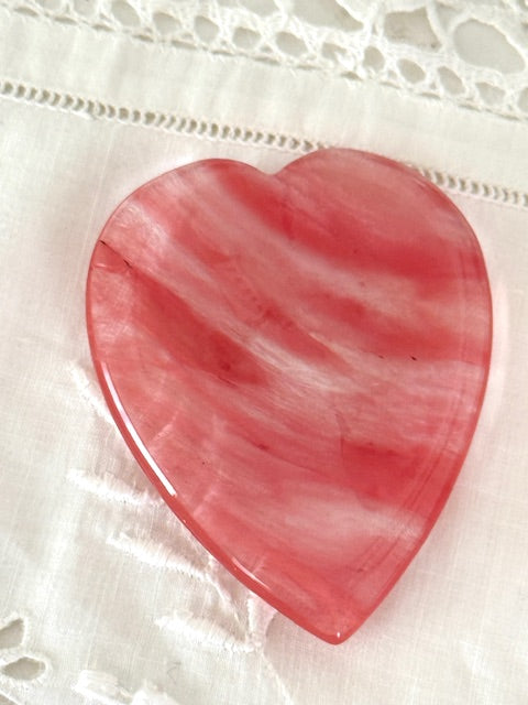 Cherry Quartz Large Heart‑Shaped Worry Stone — Comfort, Courage & Emotional Renewal