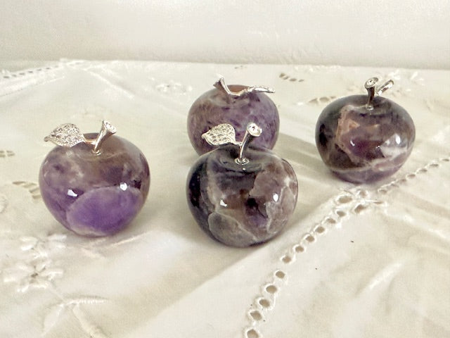 Small Amethyst Apple — Hand‑Carved Crystal for Calm, Intuition & Sweet Intentions