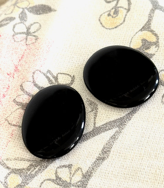 Obsidian Palm Stone — 2" Crystal for Protection, Grounding & Shadow Work