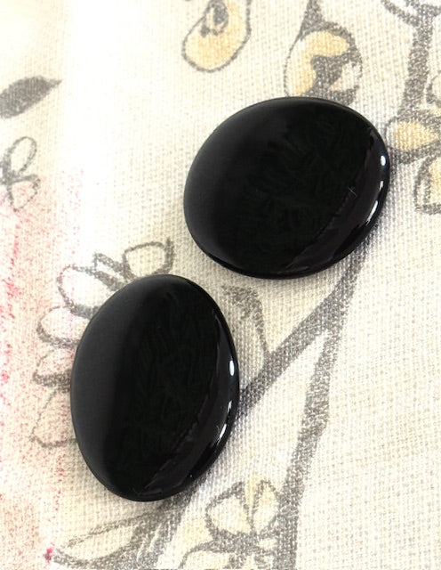 Obsidian Palm Stone — 2" Crystal for Protection, Grounding & Shadow Work