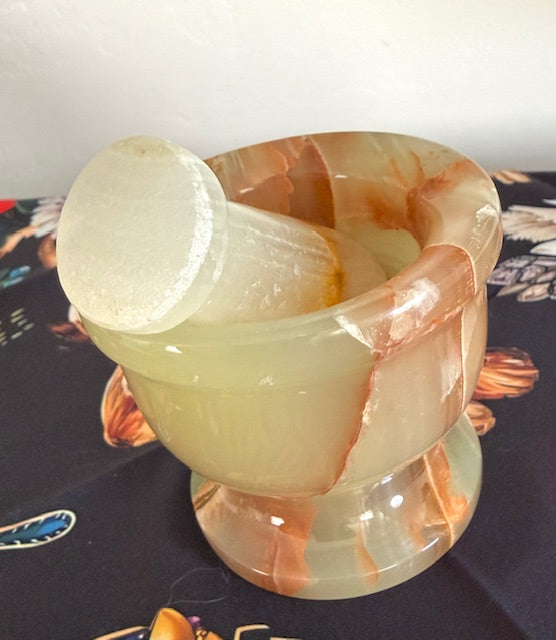 Green Onyx Mortar & Pestle — Hand‑Carved Stone for Herbs, Salt, Spices 2.5"