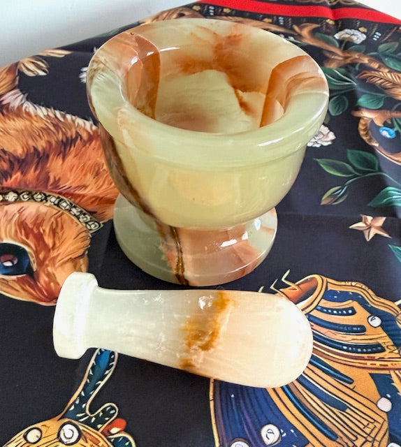 Green Onyx Mortar & Pestle — Hand‑Carved Stone for Herbs, Salt, Spices 2.5"