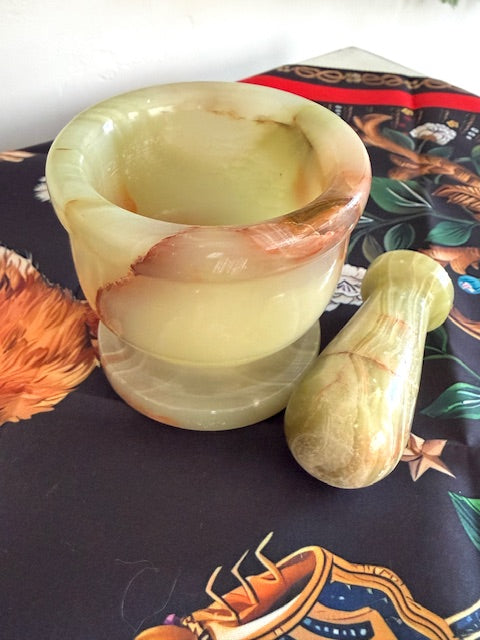 Green Onyx Mortar & Pestle — Hand‑Carved Stone for Herbs, Salt, Spices 2.5"