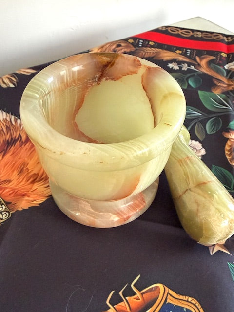 Green Onyx Mortar & Pestle — Hand‑Carved Stone for Herbs, Salt, Spices 2.5"